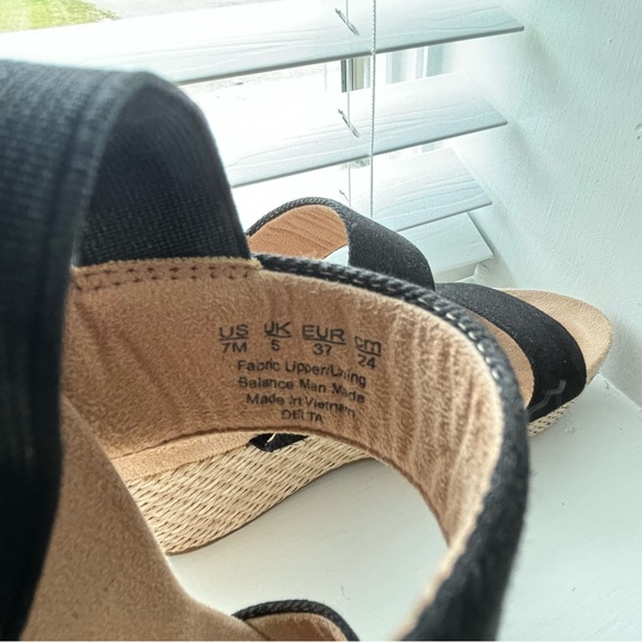 Life Stride black wedge sandals - Picture 5 of 6